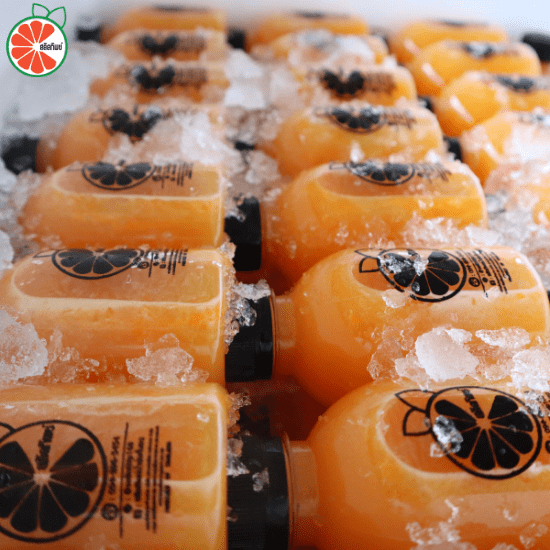 น้ำส้มคั้นสดผสมเนื้อส้ม เกรดพรีเมี่ยม ขายส่งน้ำส้มผสมเนื้อ 